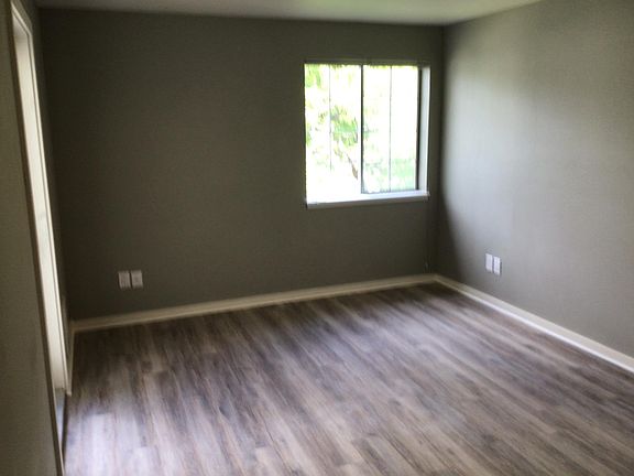 4th image of 6301 8th Ave NW Unit 201