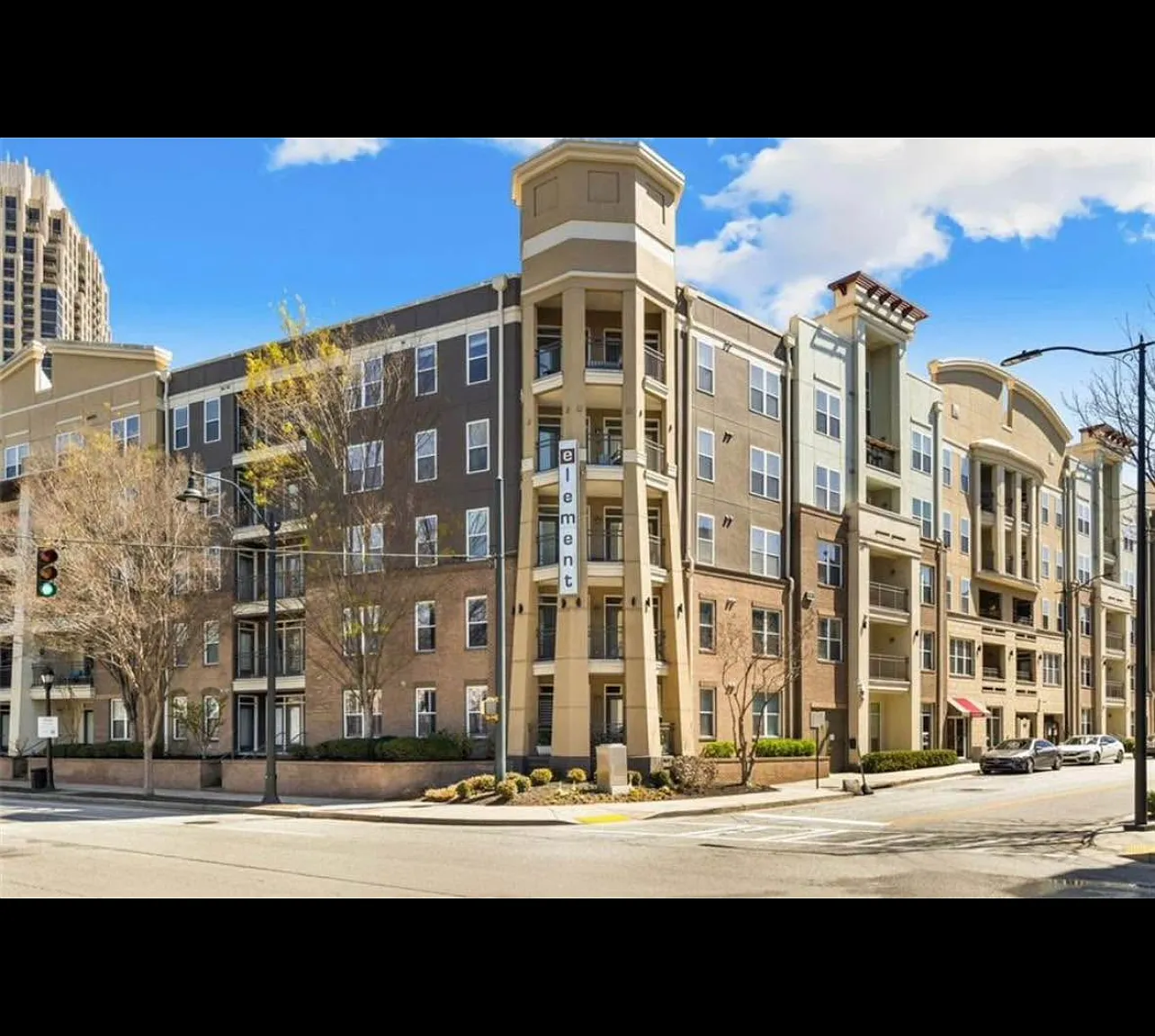 390 17th St NW — Photo 1
