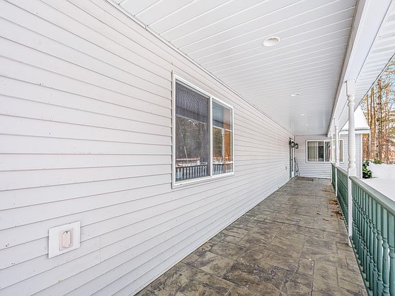 5th image of 19077 Twelve Mile Rd