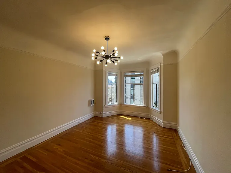 184 (1608-14 Larkin) — Photo 8