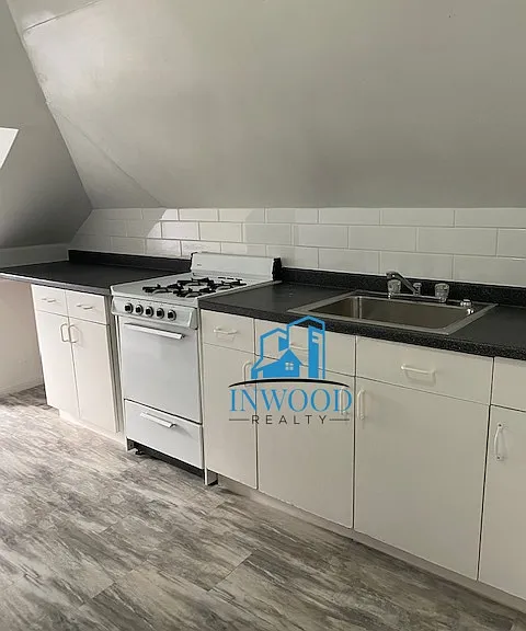 325 Hawthorne Ave #3 — Photo 5