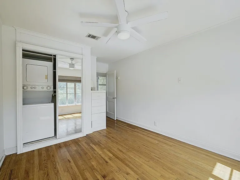 3416 Enfield Rd #B — Photo 19