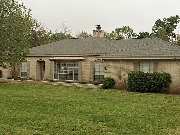 2nd image of 1005 Buckingham Ct