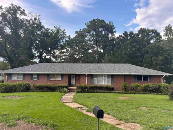 108 Argyle Ct, Gadsden, AL 35904