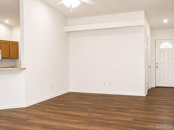 4th image of 21053 Larson Rd