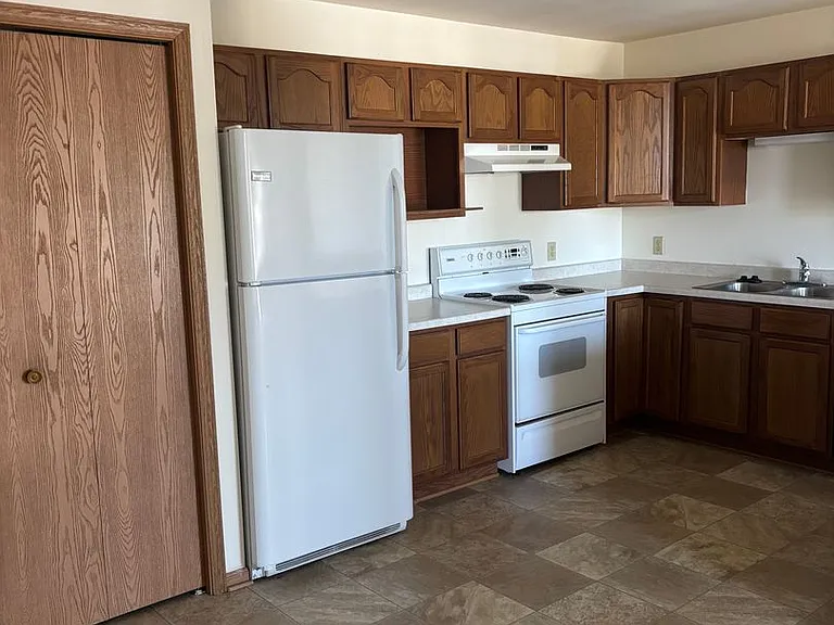 W1083 Lewis Ln — Photo 32