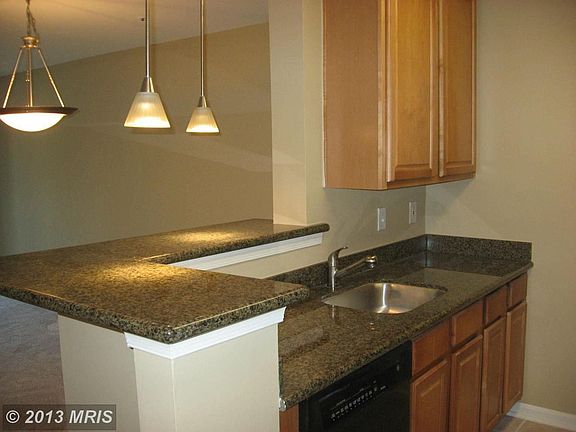 3rd image of 3178 Summit Square Dr #3-C3