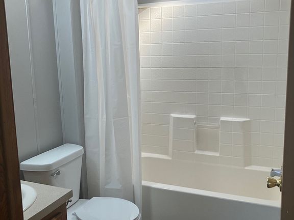 3rd image of 2500 E Green Valley Pl
