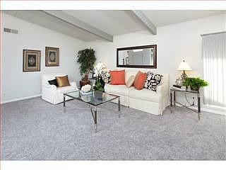 3rd image of 1310 Oak Knoll Dr