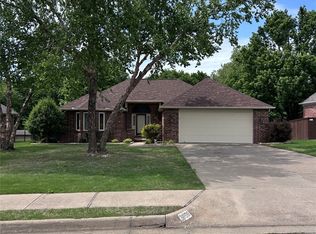 3898 Shannendoah Ln, Springdale, AR 72762