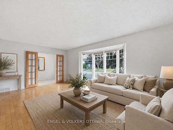 4th image of 885 Plante Dr