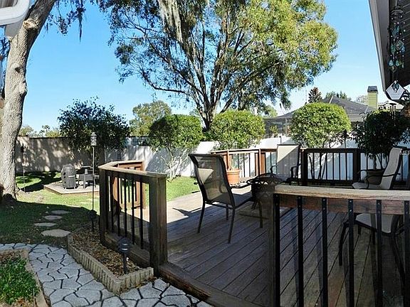 4th image of 12806 Pintail Ct