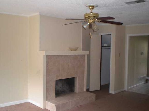 4th image of 3158 Tulip Poplar Dr #3158