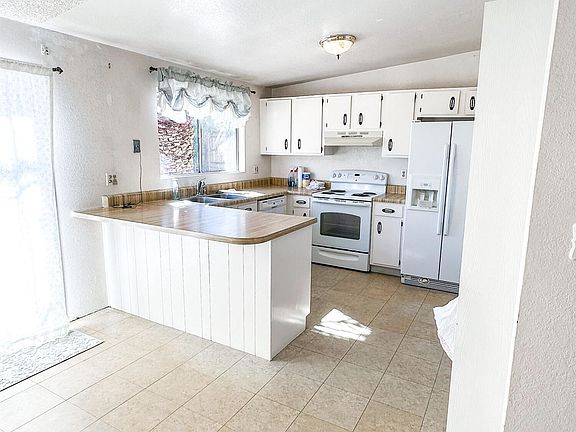 5th image of 2901 W Greenridge Pl
