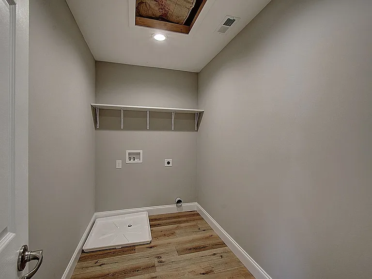3445 Frylee Ct — Photo 28