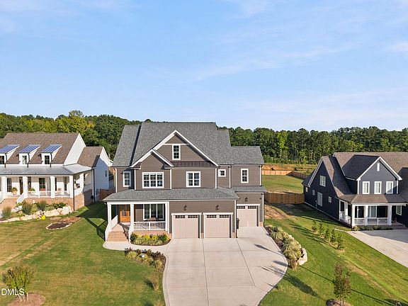 2nd image of 1045 Azalea Garden Cir