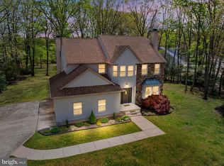 15 Summer Dr, Berlin, NJ 08009