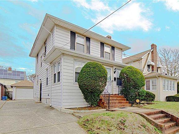 3rd image of 110-43 196th St