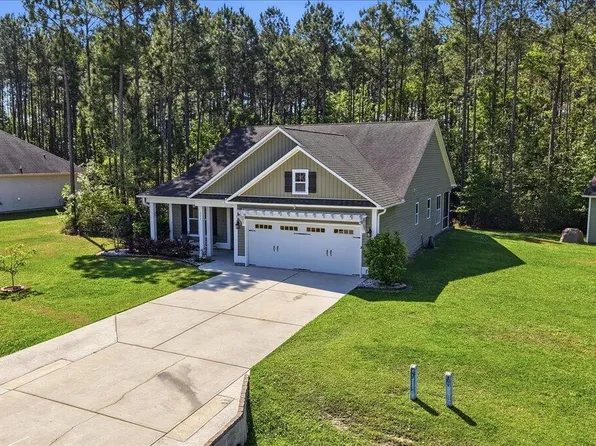 111 W Huckleberry Way, Rocky Point, NC 28457