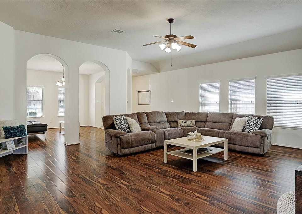 1st image of 14227 Englewood Park Ln