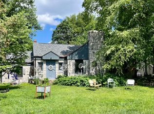 2056 S Holland Ave, Springfield, MO 65807
