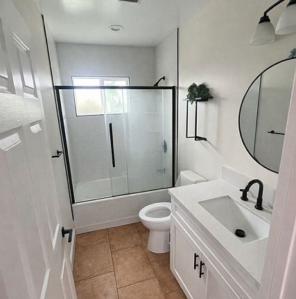 2nd image of 2011 8th St Unit A