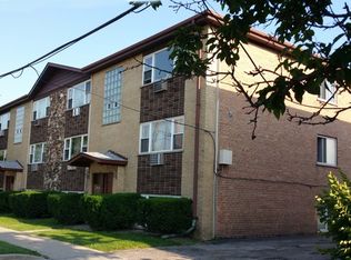 9249 Irving Park Rd APT 1E, Schiller Park, IL 60176