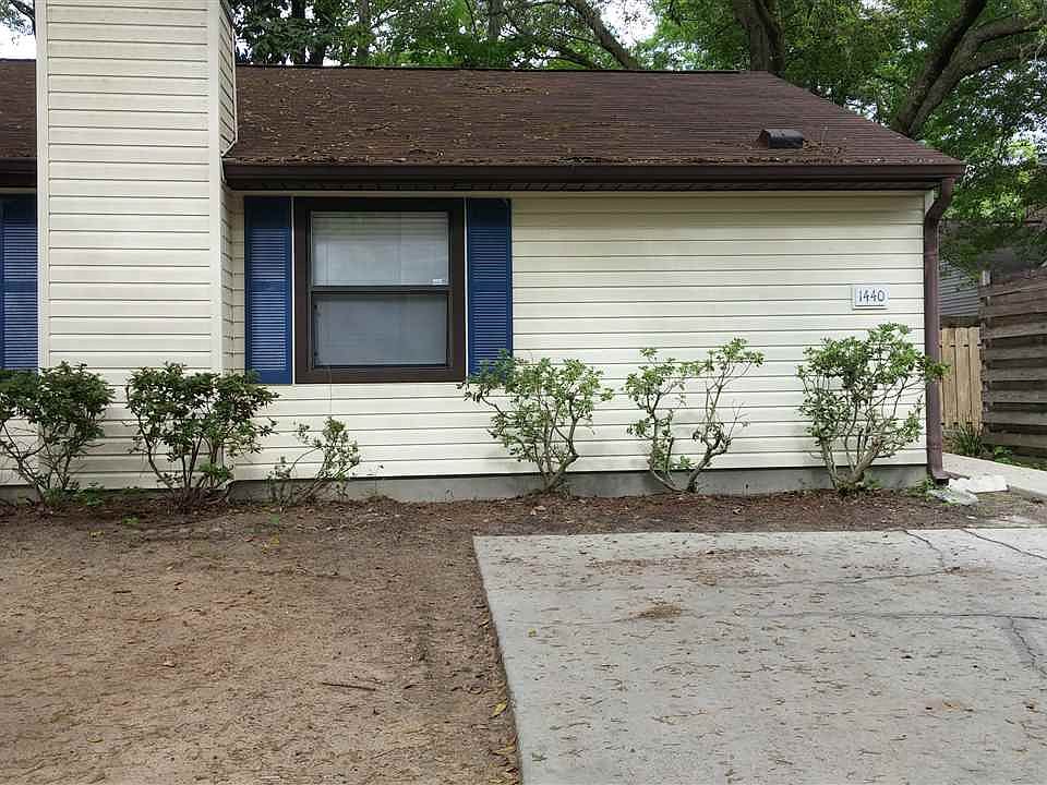 1st image of 1440 Live Oak Dr