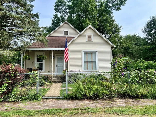 22 Ellis St, Chauncey, OH 45719