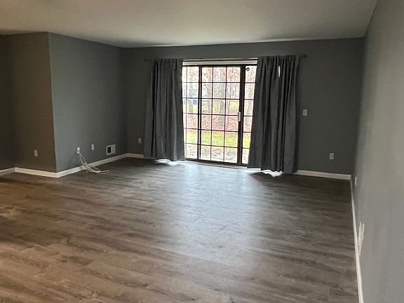 5th image of 63 Sussex Pl