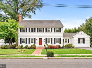 7 Bernath Dr W, Hamilton, NJ 08690