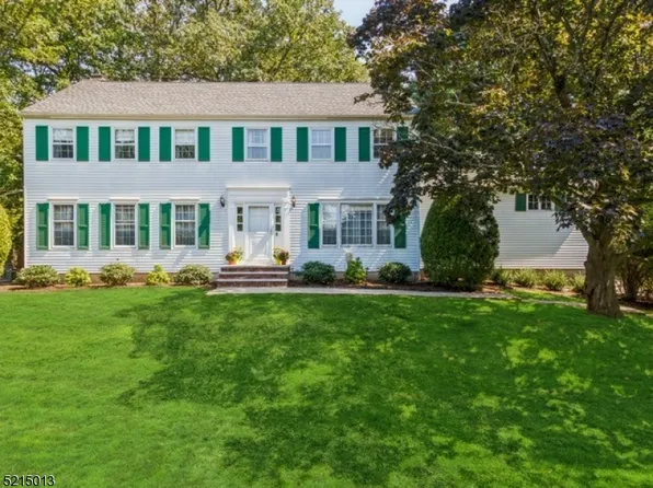 30 Saratoga Way, Millburn Twp., NJ 07078
