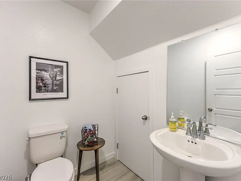 7025 Wales Coast St — Photo 15