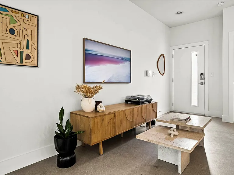 1213 Eleanor St #B — Photo 5