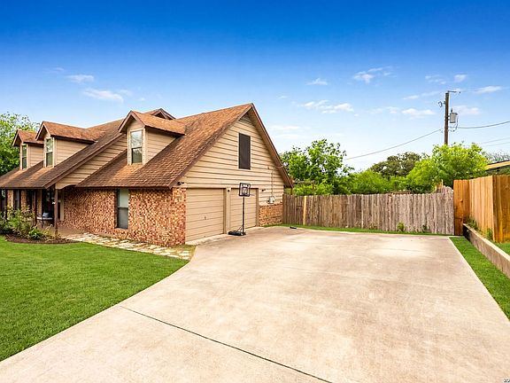 4th image of 14307 Oak Shadows Dr