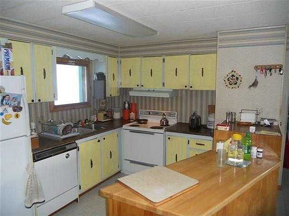 5th image of 557 Moose Trot Ave