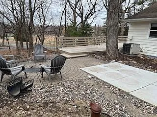 20515 Manor Rd — Photo 15