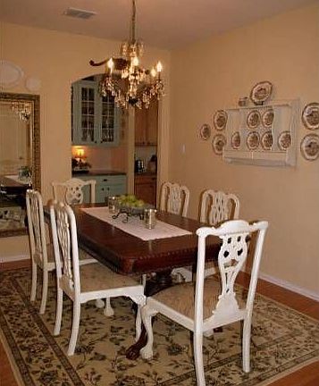 dining room,butler pantry