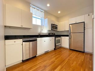 8 Barton Sq #0, Salem, MA 01970