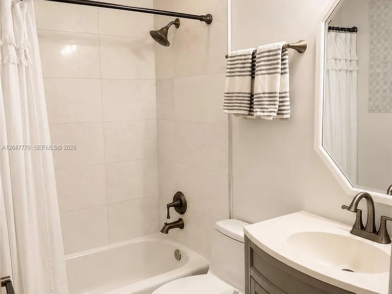 1674 Orion Ln — Photo 5