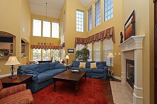 3rd image of 3325 Darcey Ct