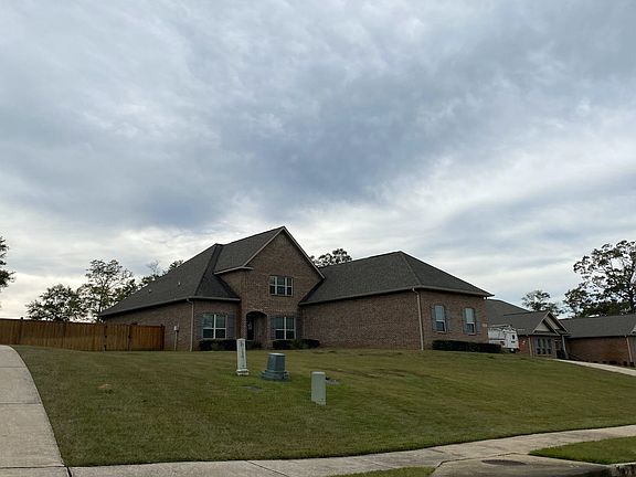3rd image of 7491 Clairmont Dr N