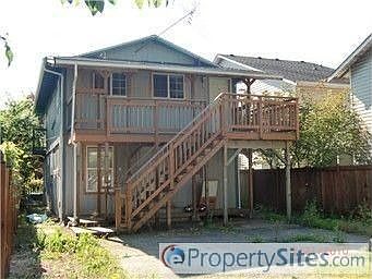 1st image of 411 Pine Ave