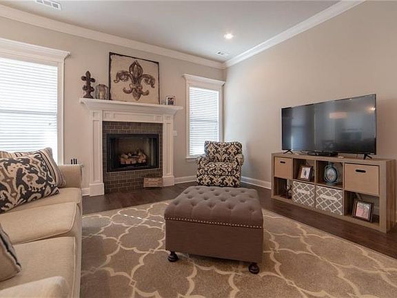 5th image of 5602 W Lakewood Dr