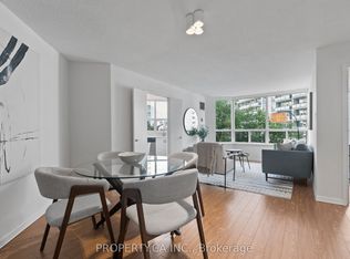 25 Maitland St #601, Toronto, ON M4Y 2W1