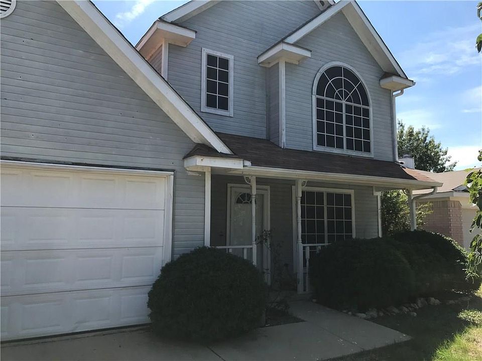 1st image of 6604 N Chesterfield Dr