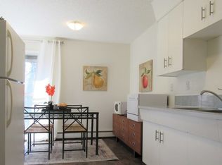 1A 72nd Ave NW #10620, Edmonton, AB T6E 5M8