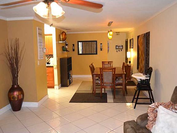 3rd image of 9583 SW 1st Ct