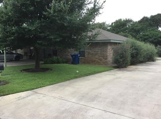 130 S Mansfield St #A, Pleasanton, TX 78064