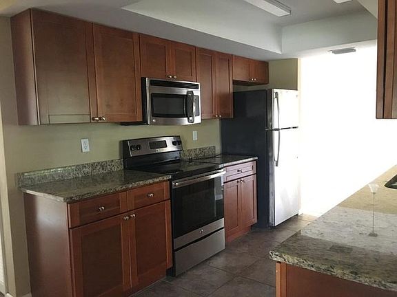 4th image of 226 Eaglesmere Dr